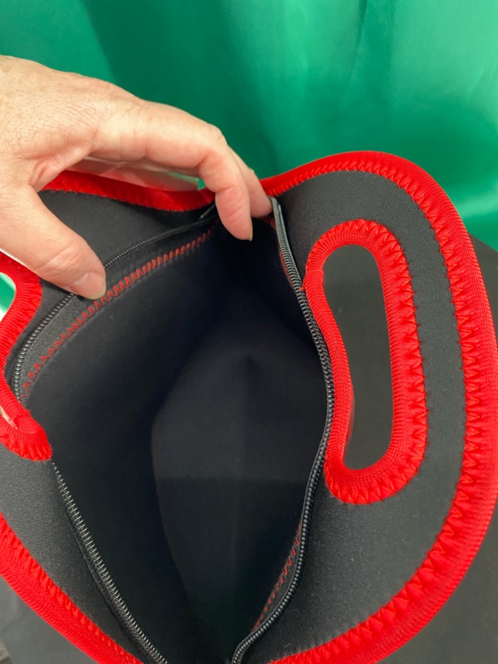 OHIO STATE Buffalo Plaid Zippered Insulated Neoprene Lunch Tote Caddy—New in Bag - Picture 5 of 12